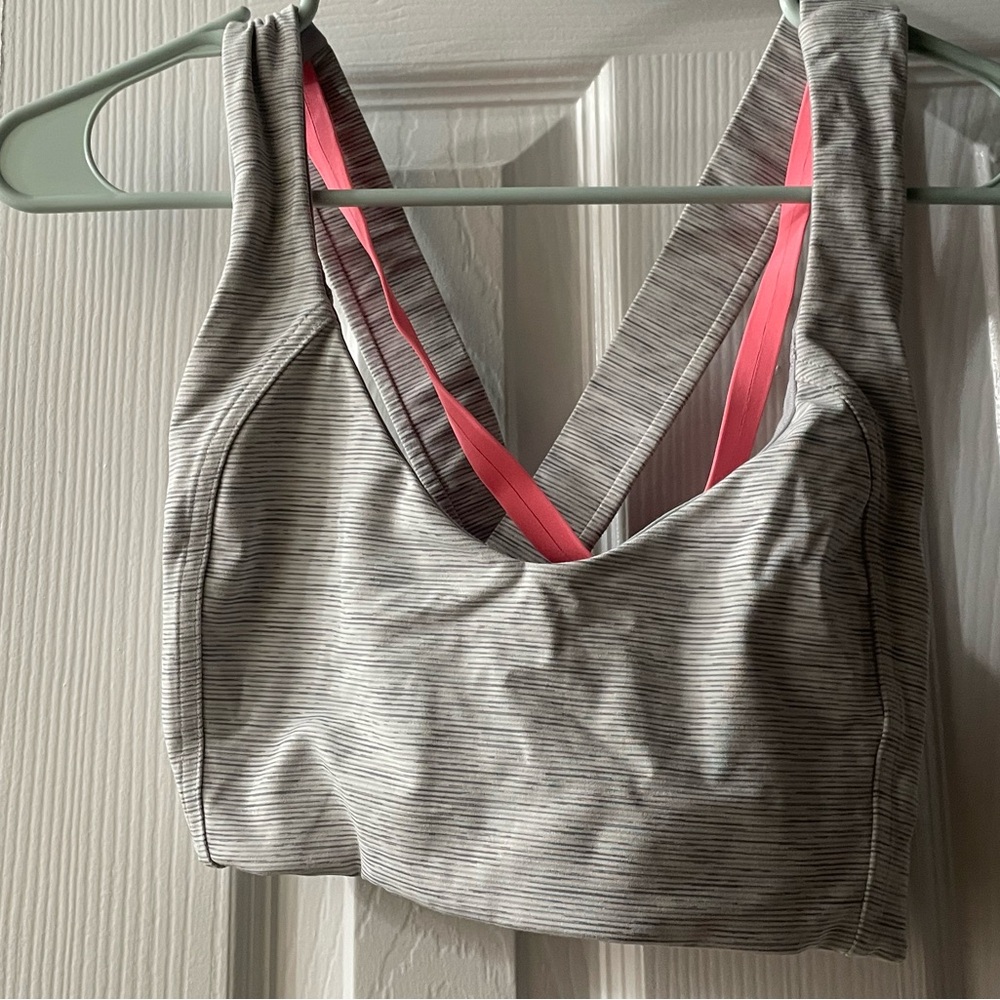 Lululemon workout bra